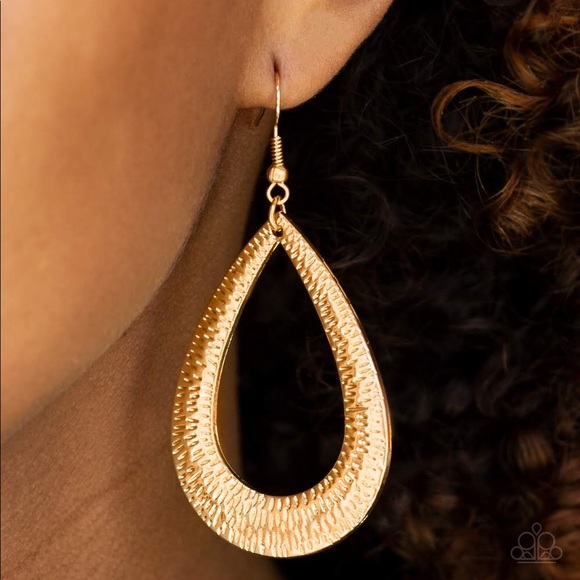 paparazzi Jewelry - Straight Up Shimmer Gold